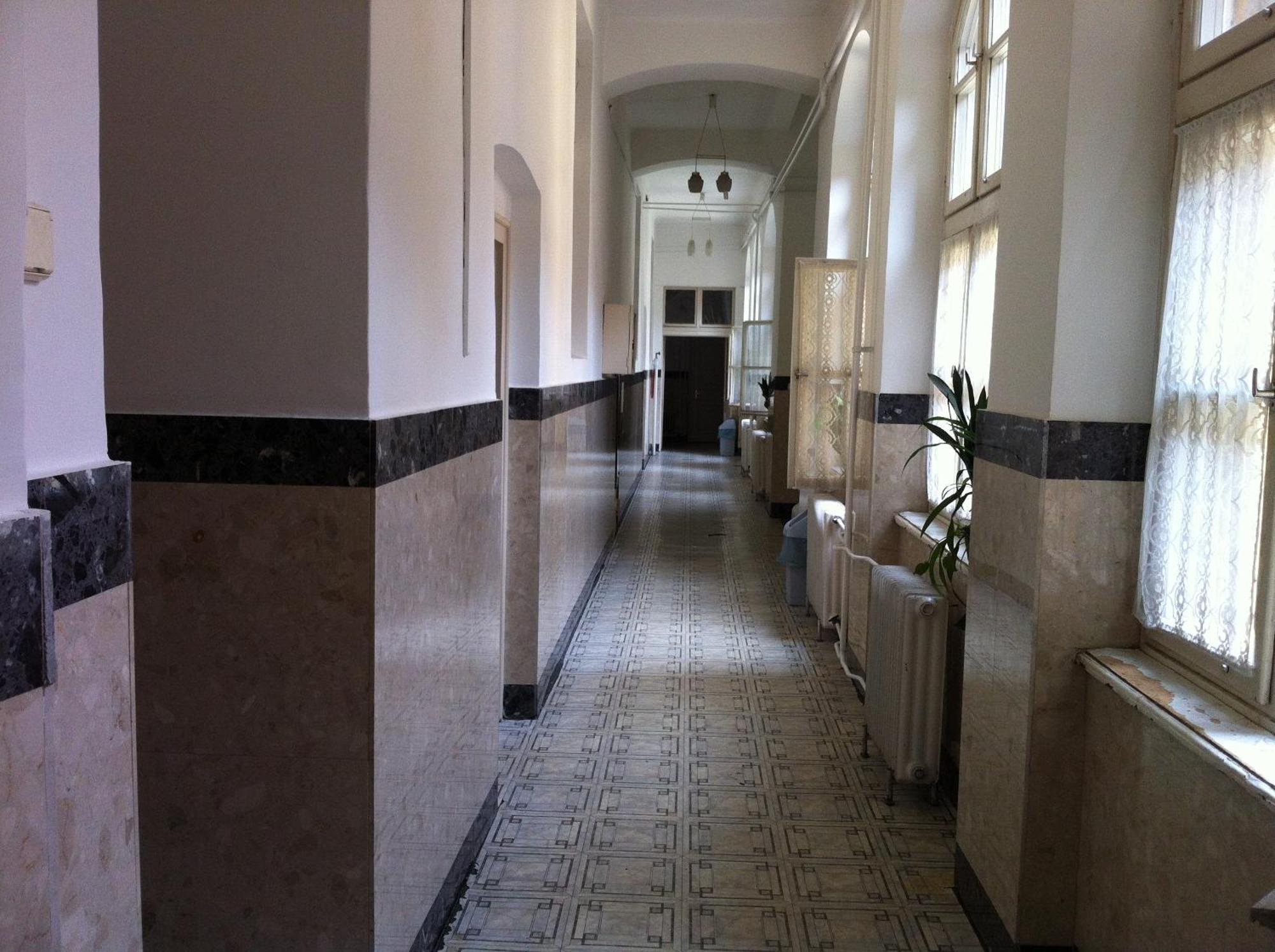 Season 2 Hostal Budapest